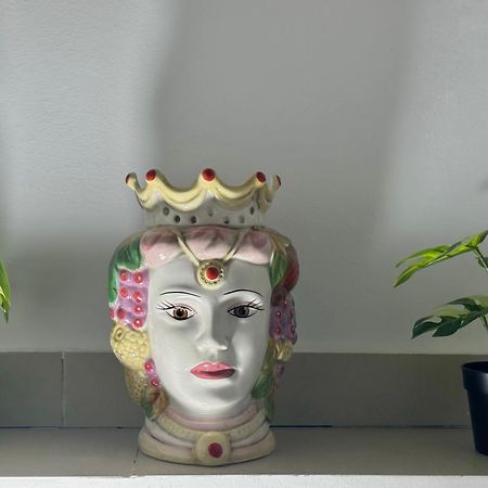 La Claudette Apartment คาตาเนีย ภายนอก รูปภาพ