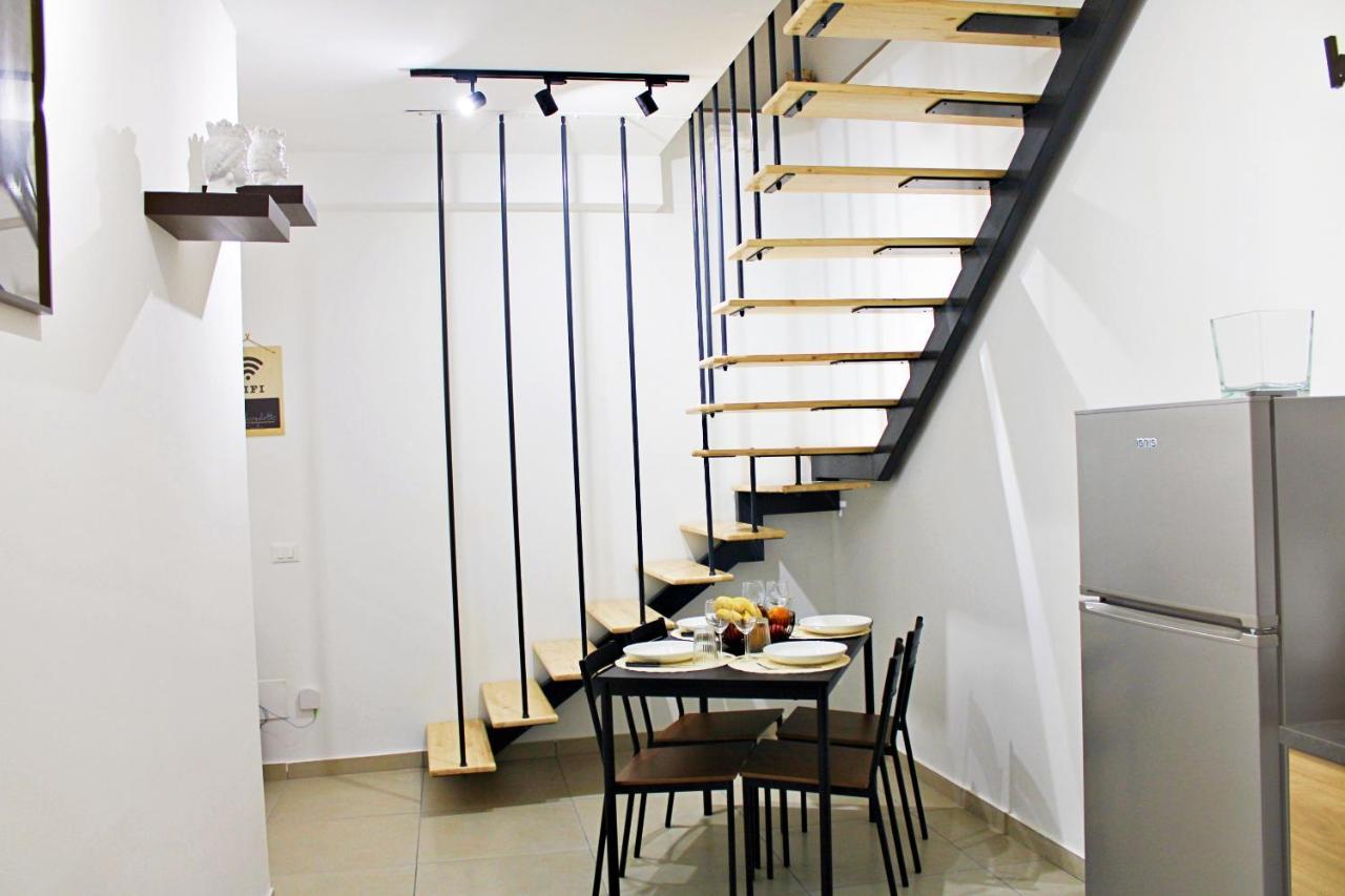 La Claudette Apartment คาตาเนีย ภายนอก รูปภาพ