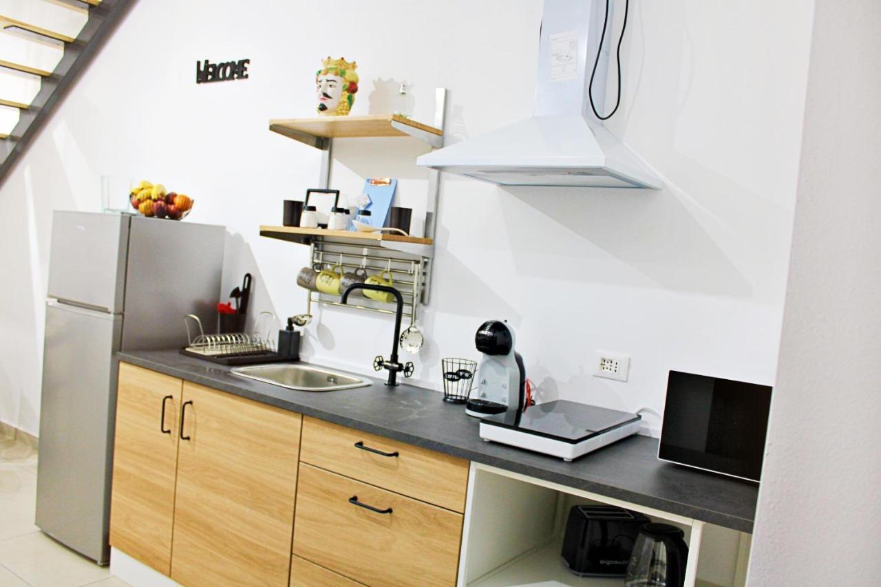 La Claudette Apartment คาตาเนีย ภายนอก รูปภาพ