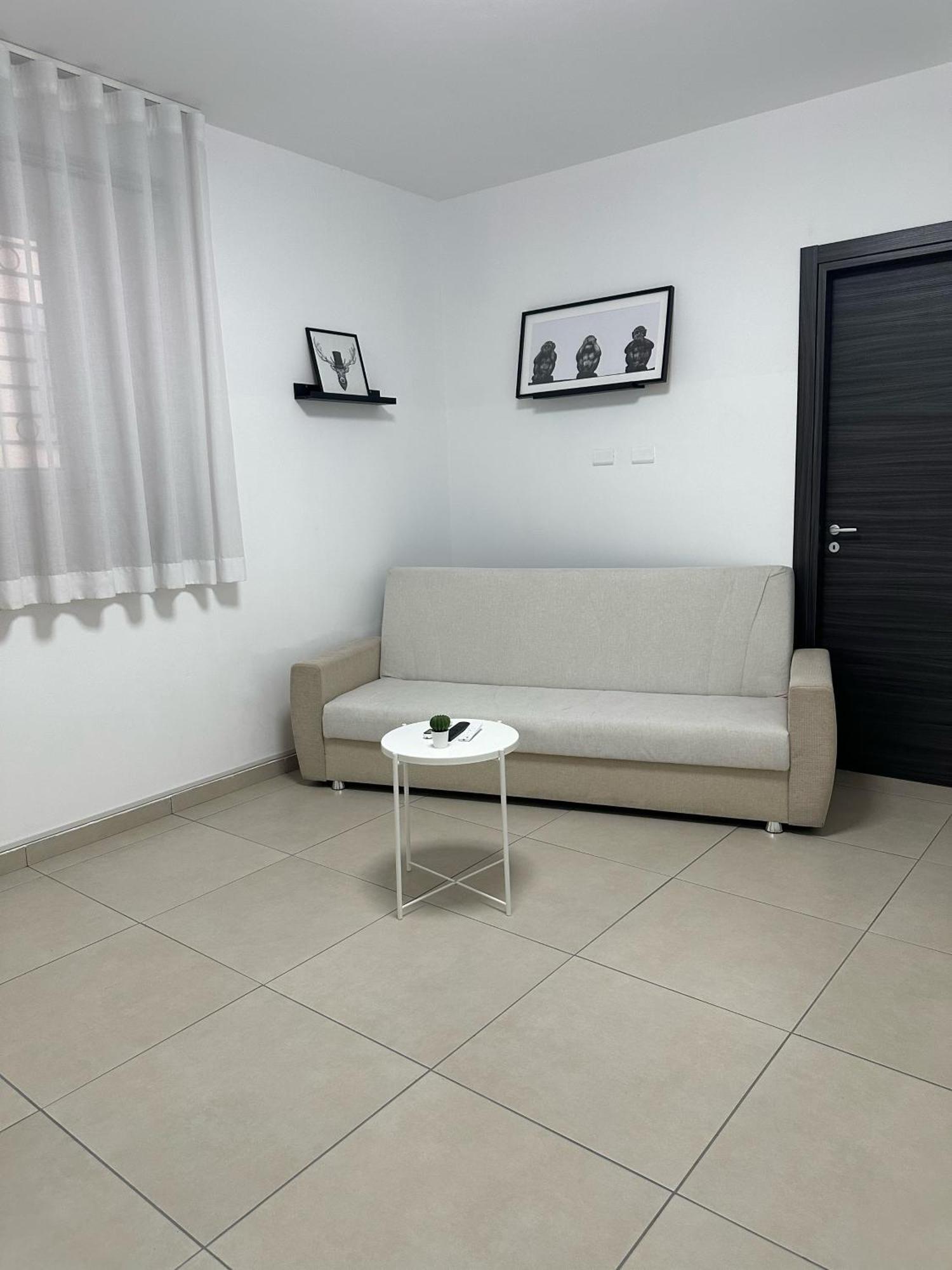 La Claudette Apartment คาตาเนีย ภายนอก รูปภาพ