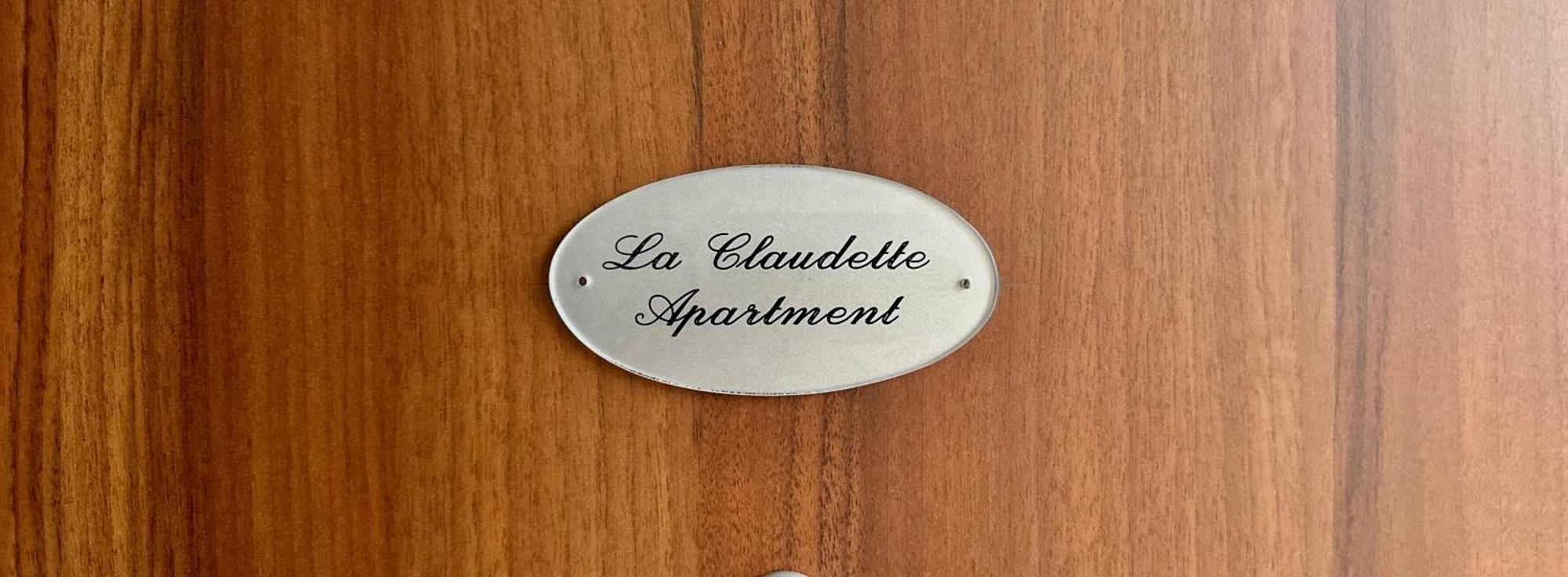 La Claudette Apartment คาตาเนีย ภายนอก รูปภาพ